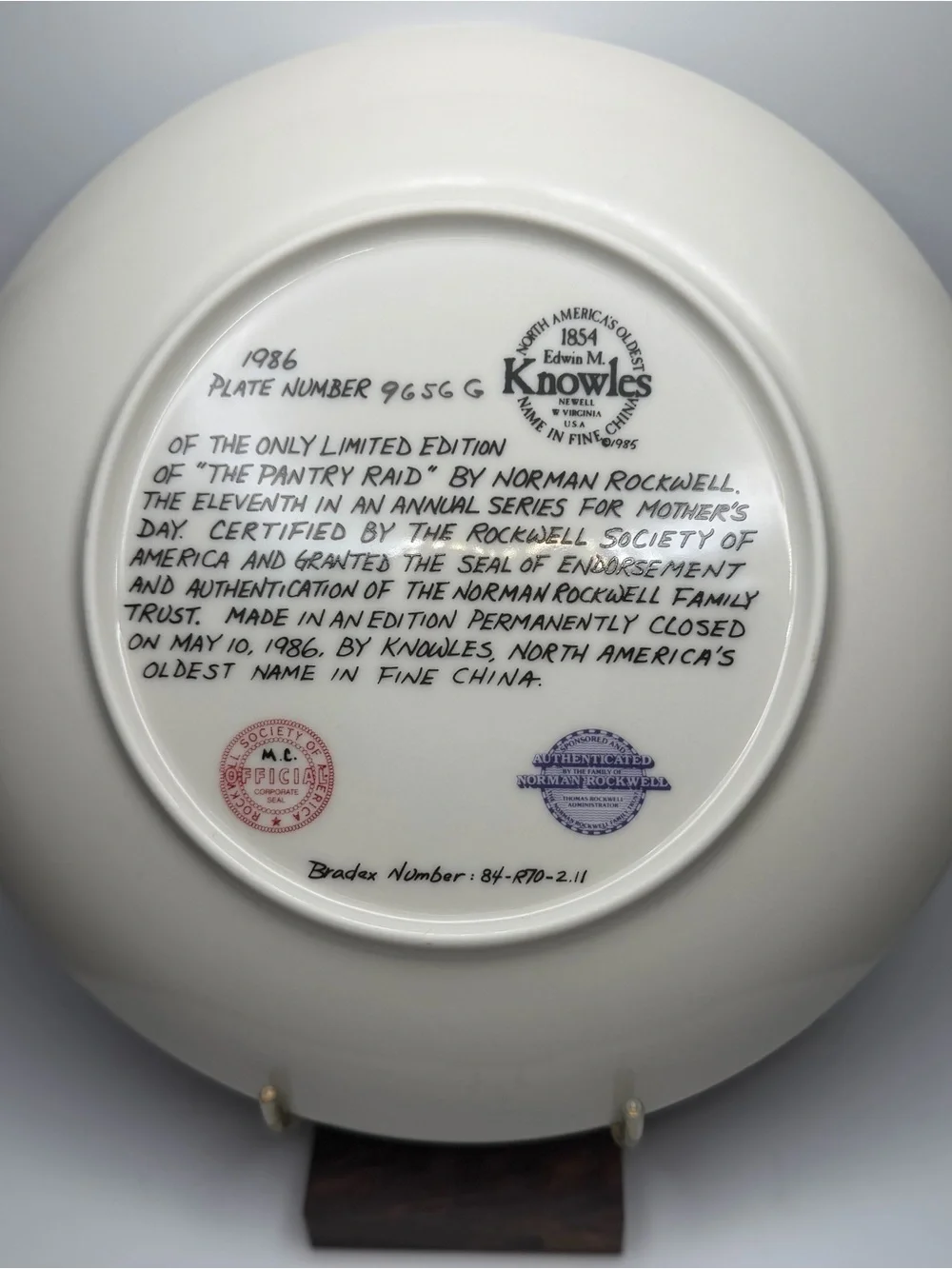 1986 Norman Rockwell Mother’s Day Collector Plate titled “The Pantry Raid”
